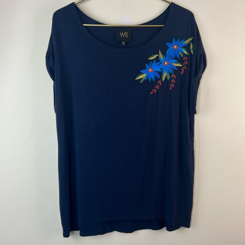 W5 Navy Embroidered Short Sleeve Top
